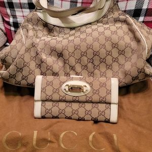 Gucci bag and wallet set